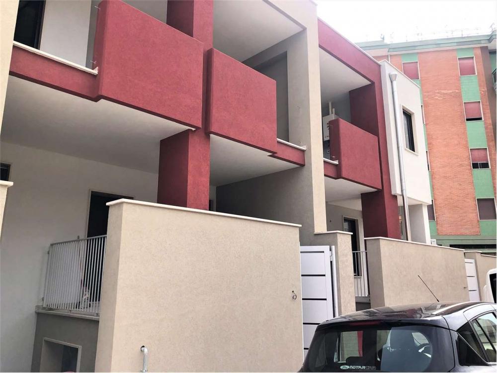 appartamento in vendita a Brindisi in zona Commenda
