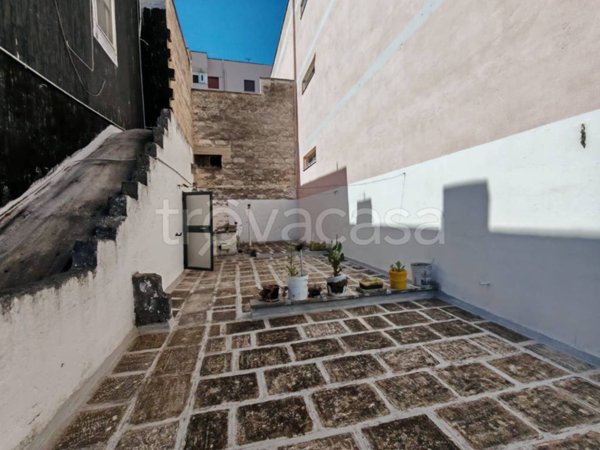 casa indipendente in vendita a Brindisi in zona Centro Città