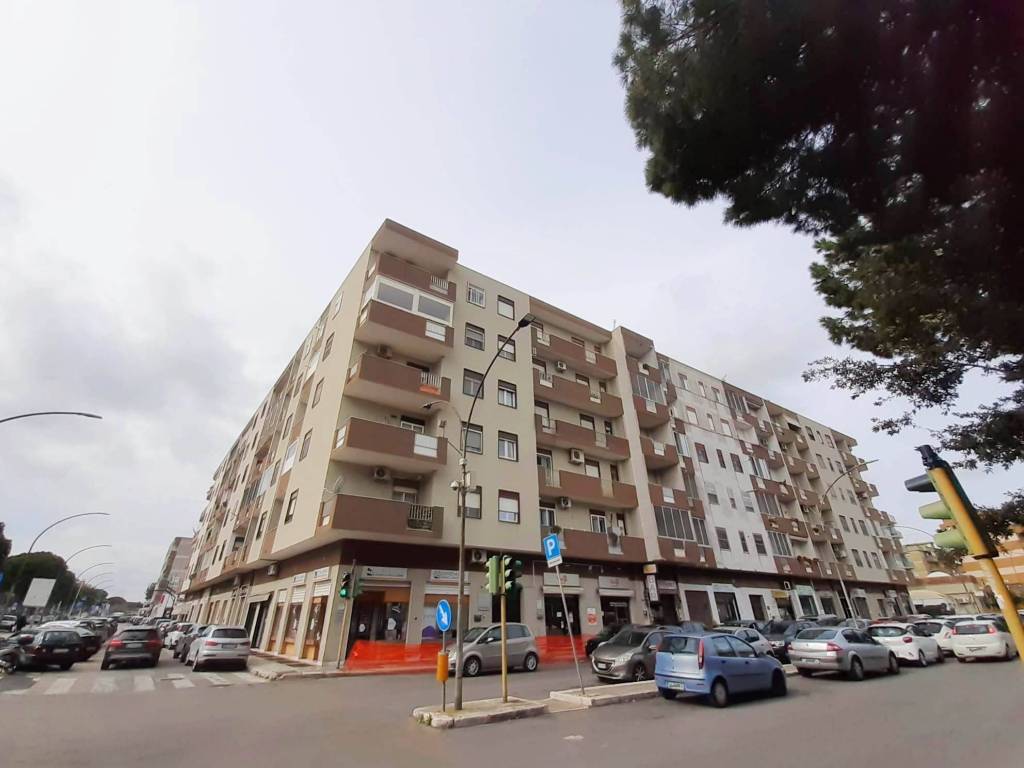 appartamento in vendita a Brindisi in zona Commenda