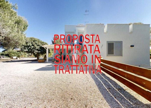 casa indipendente in vendita a Brindisi in zona Commenda