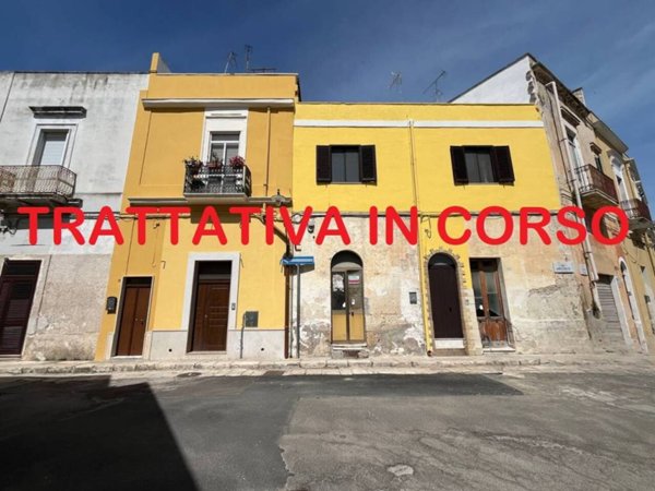 casa indipendente in vendita a Brindisi in zona Centro Città