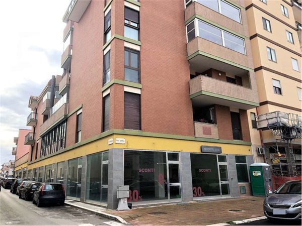 appartamento in vendita a Brindisi in zona Commenda