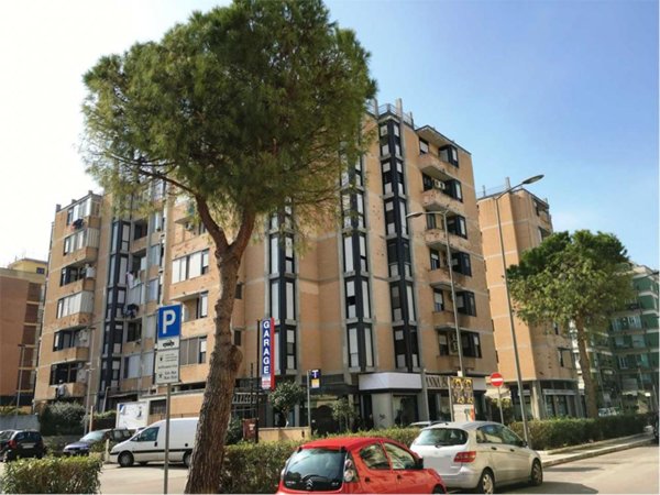 appartamento in vendita a Brindisi in zona Commenda