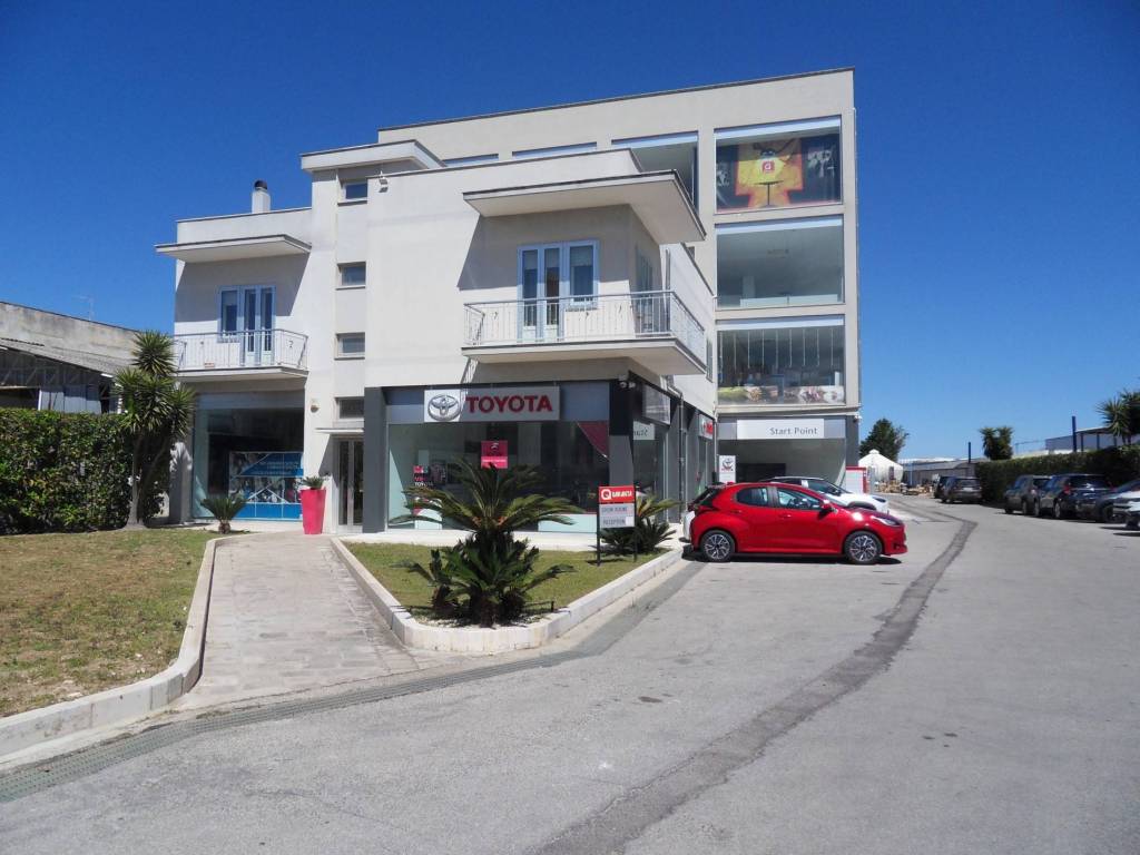 negozio in vendita a Brindisi