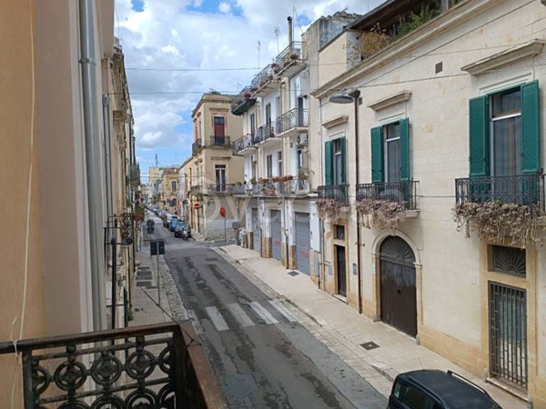 appartamento in vendita a Brindisi in zona Centro Città