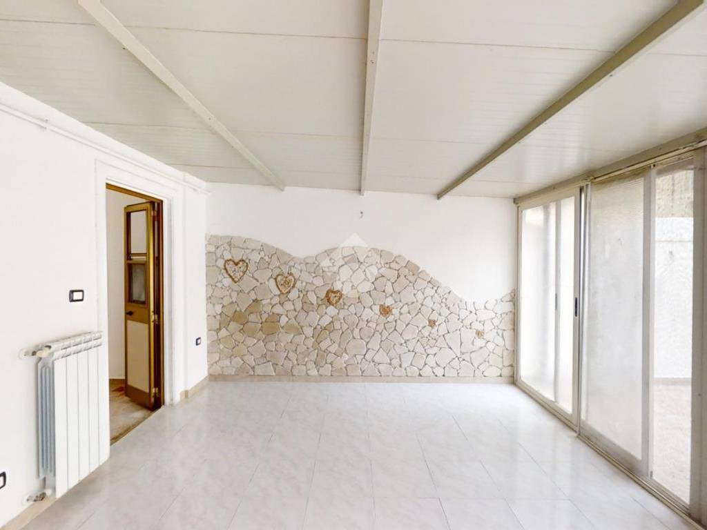 casa indipendente in vendita a Brindisi in zona Commenda