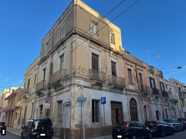appartamento in vendita a Brindisi in zona Centro Città