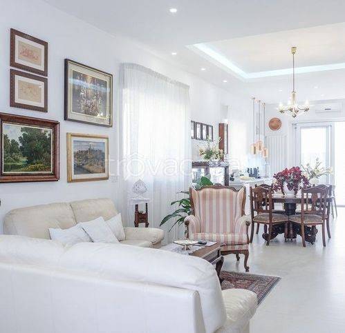 casa indipendente in vendita a Brindisi