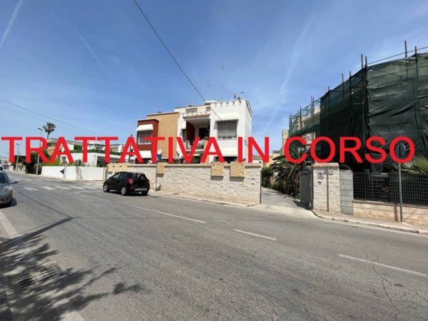 casa indipendente in vendita a Brindisi in zona Centro Città