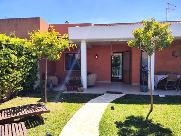 casa indipendente in vendita a Brindisi