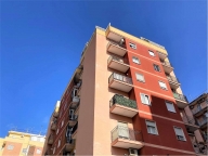 appartamento in vendita a Brindisi in zona Commenda