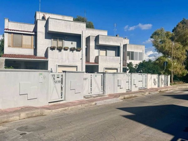 casa indipendente in vendita a Brindisi