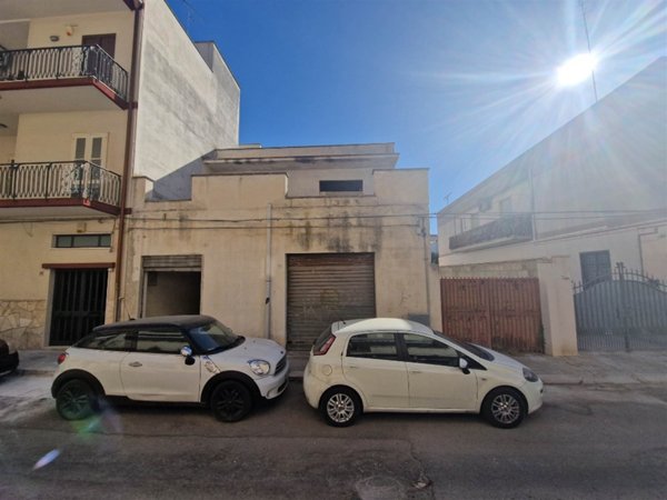 quadrivano in vendita a Brindisi in zona Cappuccini