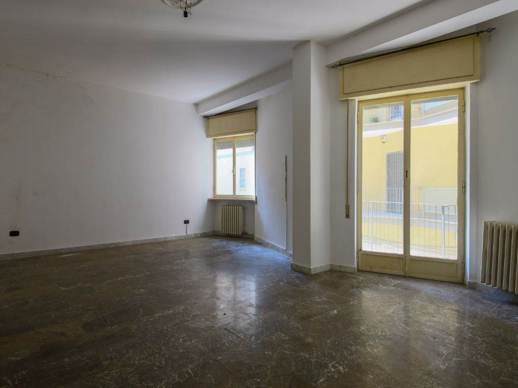 appartamento in vendita a Brindisi in zona Commenda