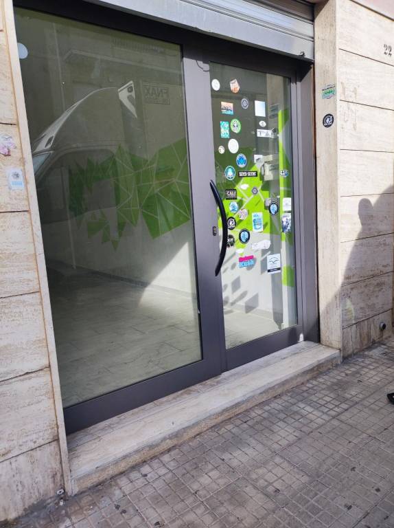 locale commerciale in vendita a Brindisi in zona Cappuccini