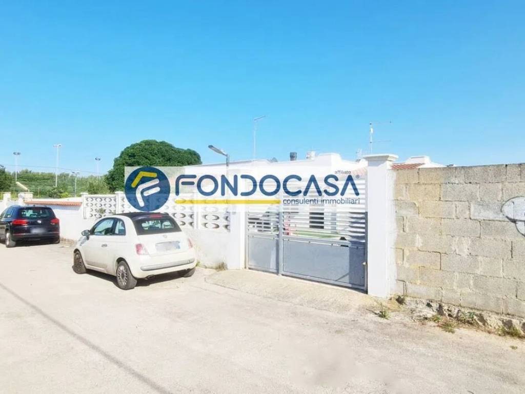 casa indipendente in vendita a Brindisi in zona Paradiso