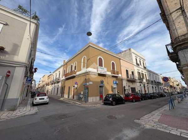 casa indipendente in vendita a Brindisi in zona Centro Città