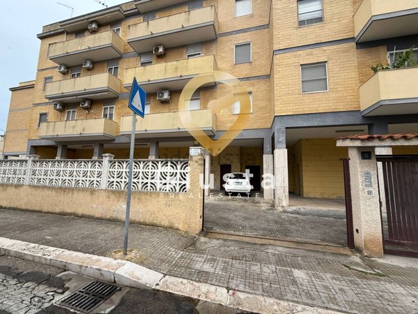 appartamento in vendita a Brindisi in zona Paradiso