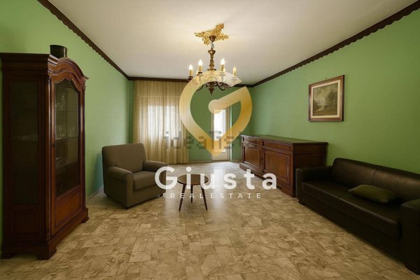 appartamento in vendita a Brindisi in zona Cappuccini