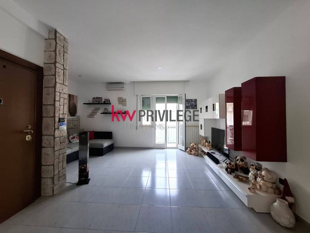 appartamento in vendita a Brindisi in zona Commenda