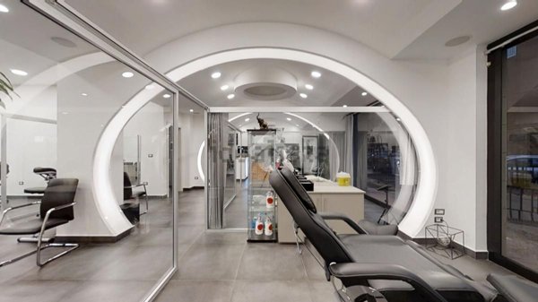 negozio in vendita a Brindisi in zona Commenda