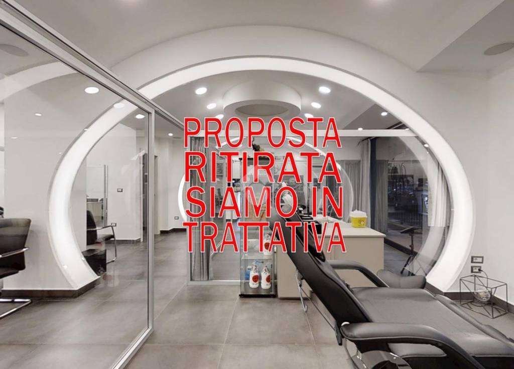 negozio in vendita a Brindisi in zona Commenda