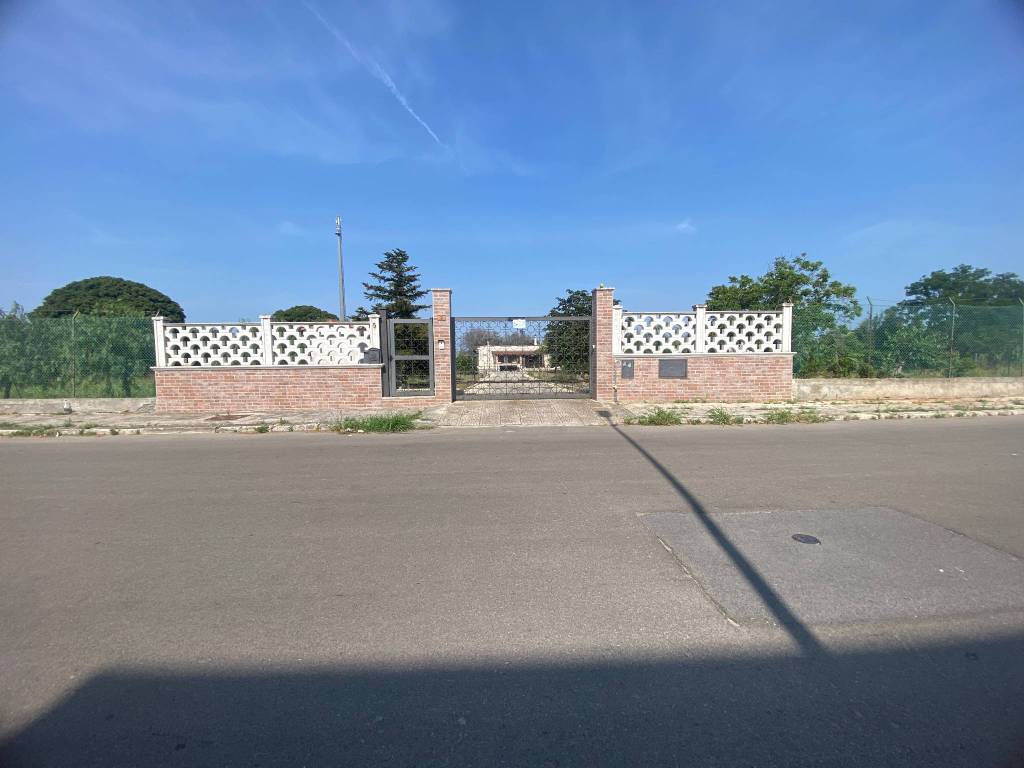 casa indipendente in vendita a Brindisi in zona Sant'Elia