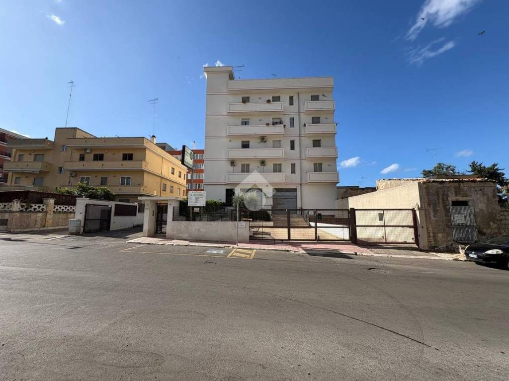 appartamento in vendita a Brindisi in zona Minnuta