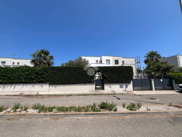 casa indipendente in vendita a Brindisi in zona Minnuta
