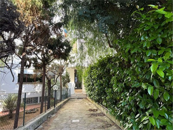 casa indipendente in vendita a Brindisi in zona Paradiso