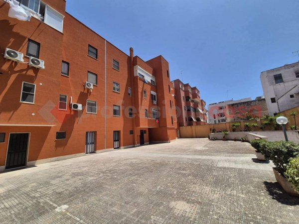 appartamento in vendita a Brindisi in zona Commenda