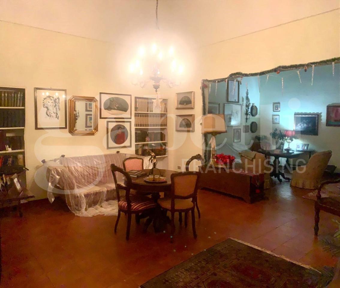casa indipendente in vendita a Brindisi in zona Centro Città