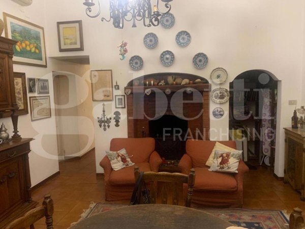 casa indipendente in vendita a Brindisi in zona Cappuccini