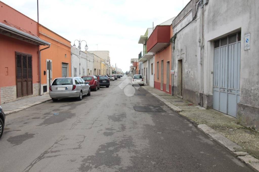 casa indipendente in vendita a Brindisi in zona Tuturano
