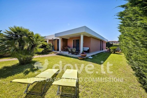 casa indipendente in vendita a Brindisi in zona Paradiso