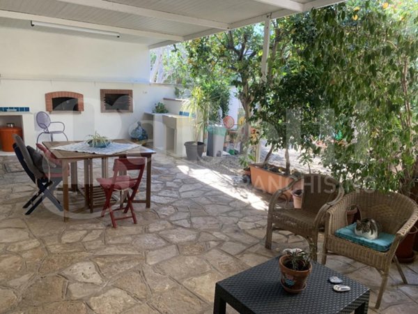 casa indipendente in vendita a Brindisi in zona Paradiso