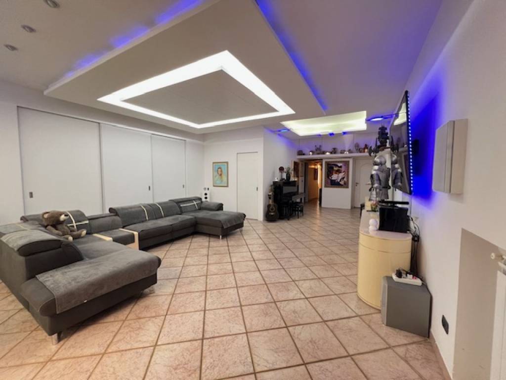 appartamento in vendita a Brindisi in zona Centro Città