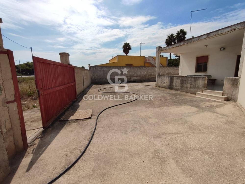 casa indipendente in vendita a Brindisi in zona Paradiso