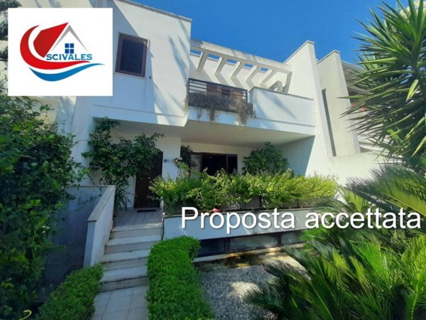 casa indipendente in vendita a Brindisi in zona Minnuta
