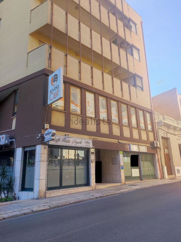locale commerciale in vendita a Brindisi