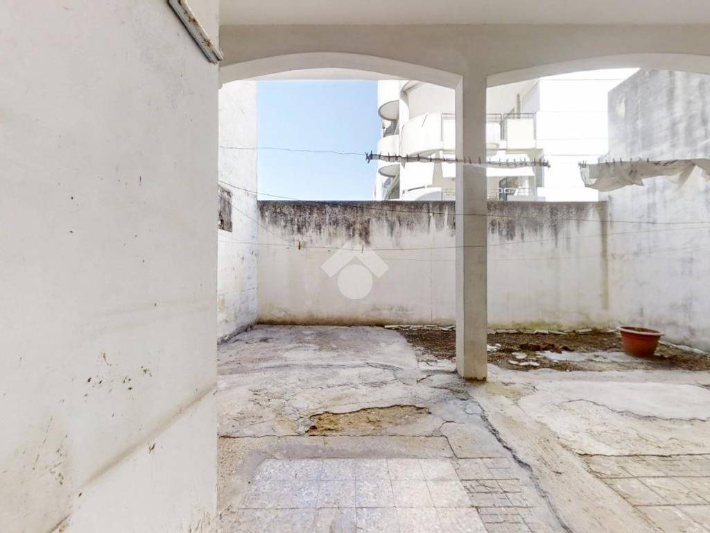 casa indipendente in vendita a Brindisi in zona Commenda
