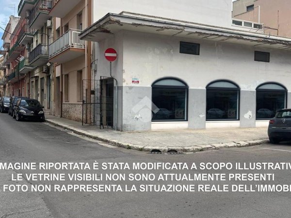 casa indipendente in vendita a Brindisi in zona Commenda