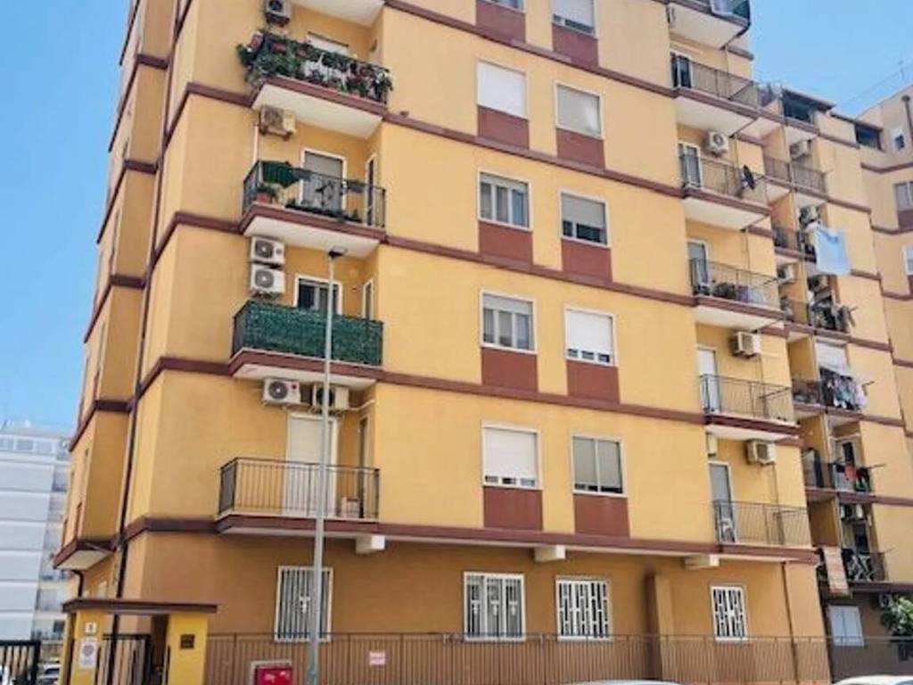 appartamento in vendita a Brindisi in zona Commenda