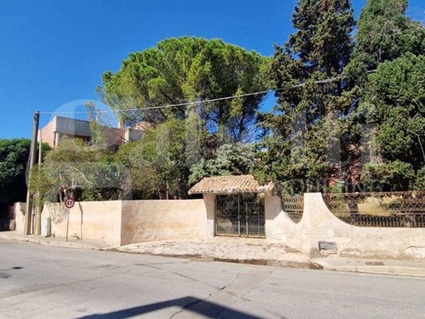 casa indipendente in vendita a Brindisi in zona Paradiso
