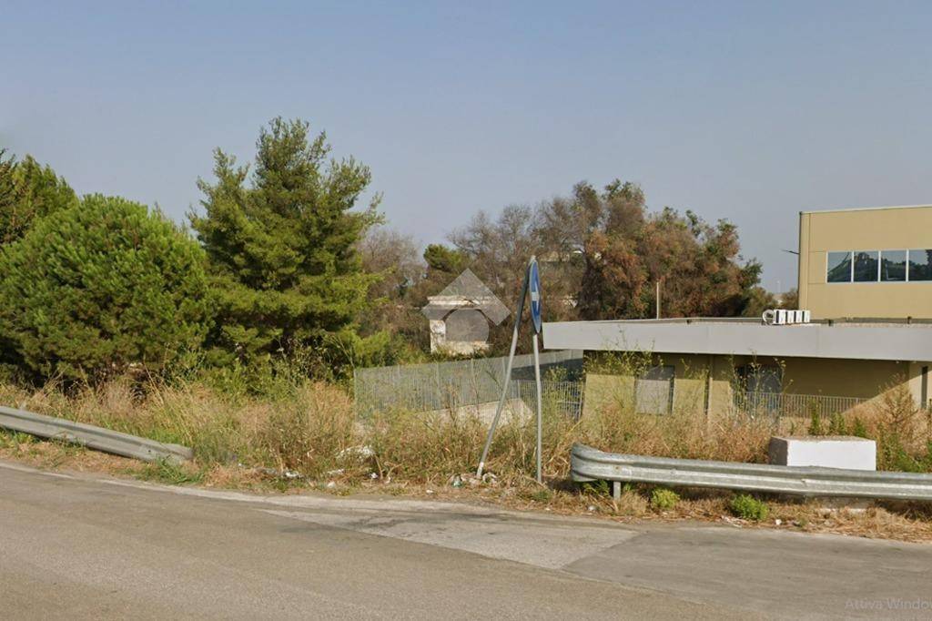 terreno agricolo in vendita a Brindisi in zona Commenda