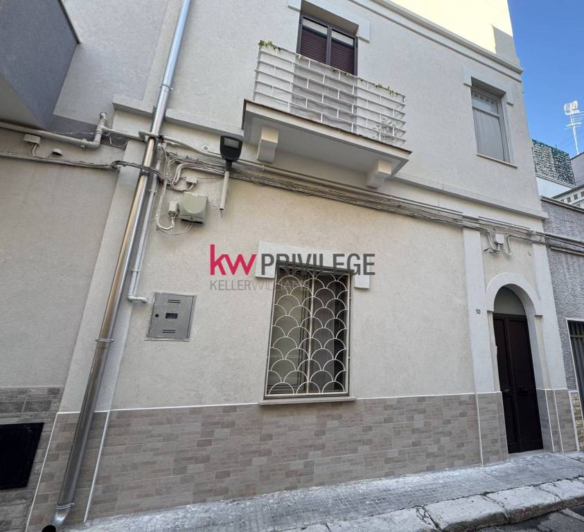 casa indipendente in vendita a Brindisi in zona Commenda