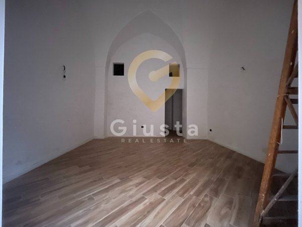 locale commerciale in vendita a Brindisi