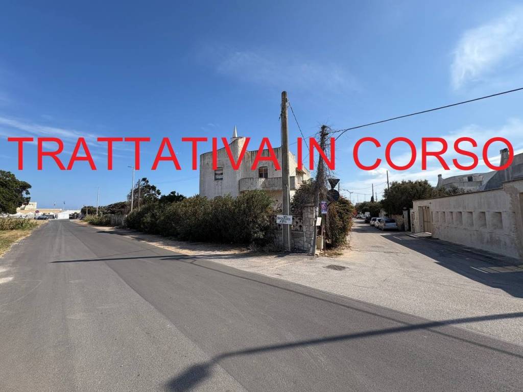 casa indipendente in vendita a Brindisi in zona Centro Città