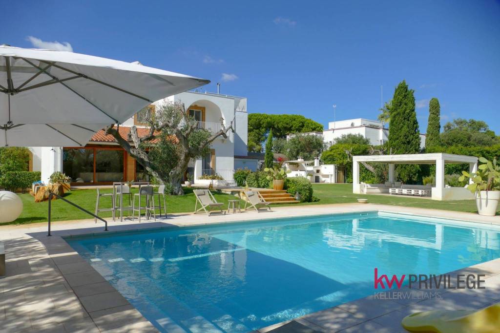 casa indipendente in vendita a Brindisi in zona Minnuta