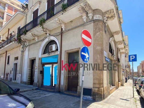 negozio in vendita a Brindisi in zona Centro Città